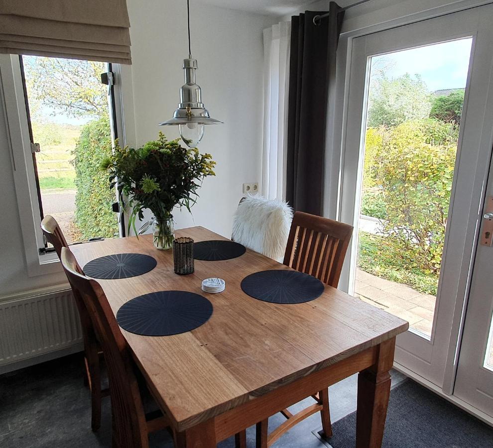 Cottage Geestmerambacht, Een Nieuw Vrijstaande Sfeervol En Landelijk Gelegen Vakantiewoning Koedijk Exterior photo